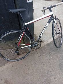 trek racing bike