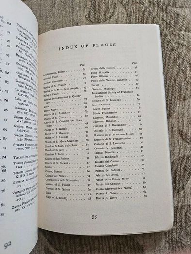 Assisi And Enviorons. 59 Illustrations.  Paperback In Good Condition.  See Photos For Same.
