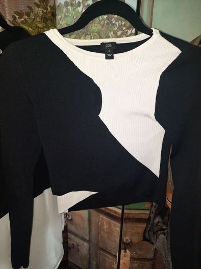 River Island Crop Long Sleeved Top UK 8 - January Clearance