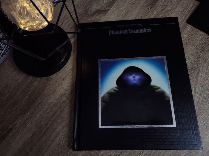 Mysteries of the Unknown ! Phantom Encounters ! Hardcover ! 1988 ! by Time-Life Books !
