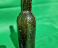 Antique 1/2 pint bottle - J Donohoe Ltd, Enniscorthy