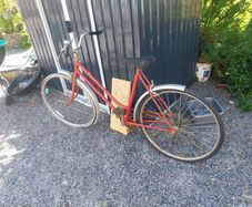 2 Bicycles