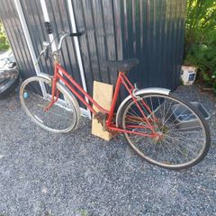 2 Bicycles