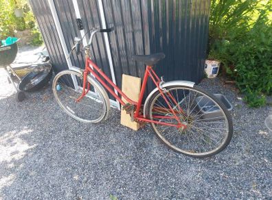 2 Bicycles