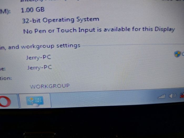 EEPC Seashell Series, Red, Intel Atom CPU N2600, 1.6GHz, 1GB Ram, 320GB HDD, Windows 7 Ultimate, Opera, Chrome