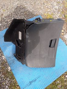Citroen C4 Grand Picasso Glove Box