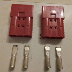 Electric Forktruck Battery Plugs.