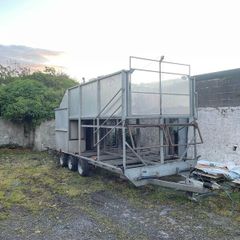 Mobile sheep dipping