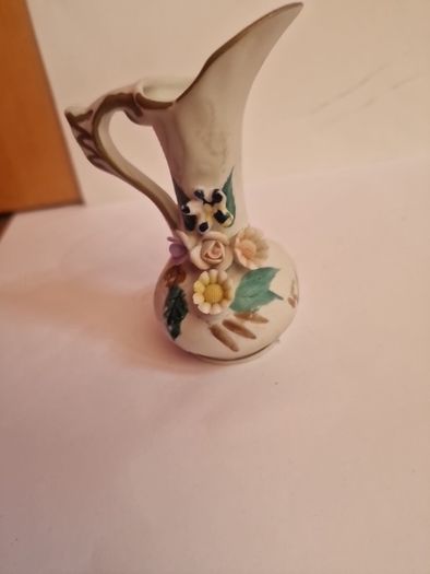 Miniature vase