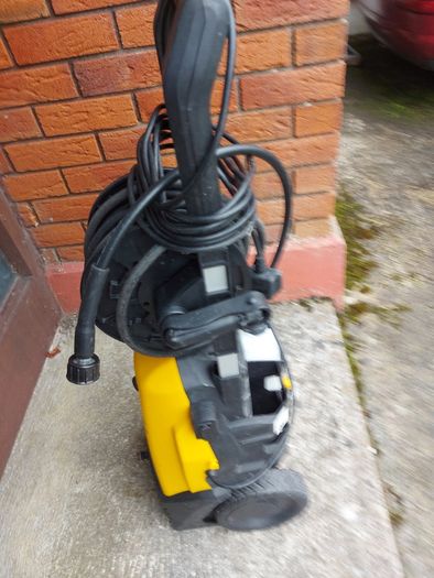 WORKZONE 2200W High Pressure Washer, Model Q1W-SP20-1900A, working great and in excellent condition