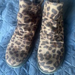 ankle boots