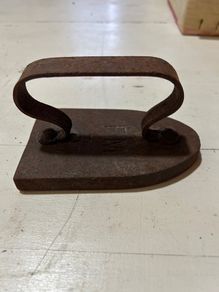 Antique French FM cast iron flat iron