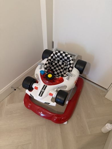baby walker