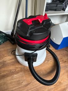 wet and dry vacum
