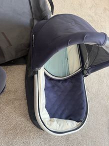 Uppababy vista basinet with rain cover fly cover had to storage and adapters for buggy to make it a double buggy