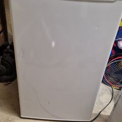 Essentials Undercounter Freezer