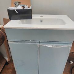 vanity unit, sink and tap
