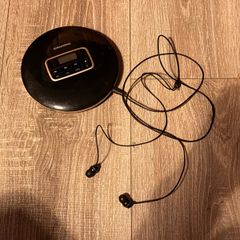 Grundig CDP 6600 Portable CD Player with Earphones