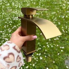 Brass gold tap