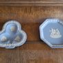 2 x small Wedgwood dishes Image 2