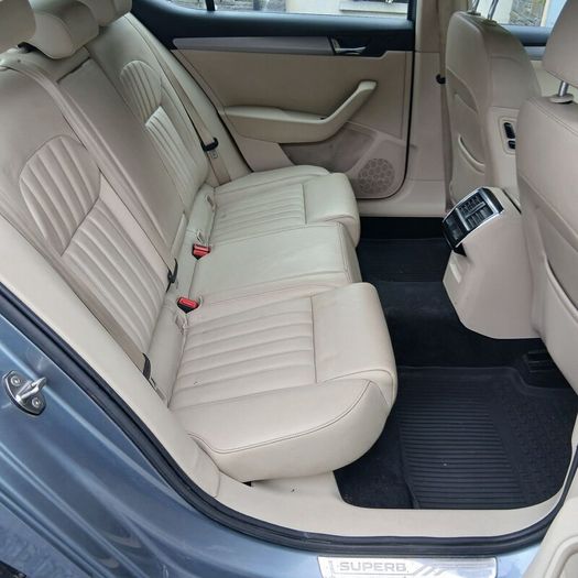 Skoda Superb Style 2018 1.6L Diesel  with tow bar