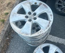 Toyota Prius 17 inch OEM Alloys