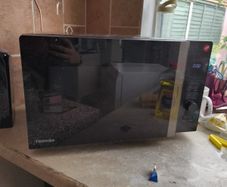 microwave 2 years old