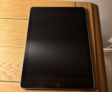 iPad 6th Generation 32GB