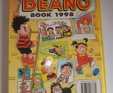 beano books and dandy