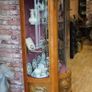 Elegant French Curved Glass Display Cabinet / Vitrine Image 2