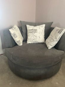 Free Swivel Chair
