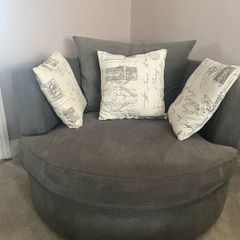 Free Swivel Chair