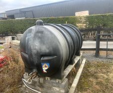1400 litre oil tank for sale