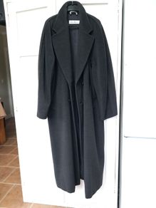 Max Mara Grey Size 10 Cashmere and Wool Coat 51" Long