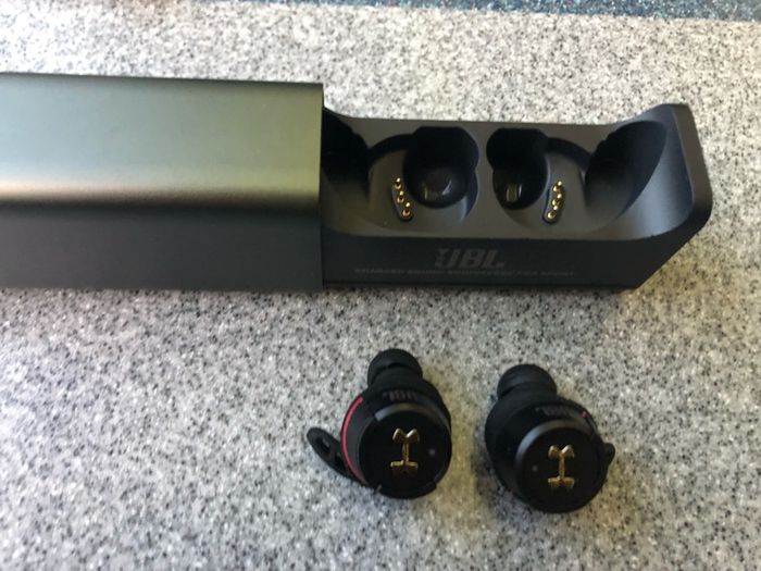 JBL UNDER ARMOUR UA True Wireless Flash X earphones bluethoot brand new