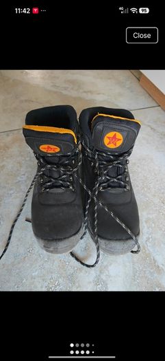 Steal cap shoes, work boots