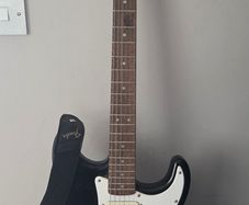 Fender Squier