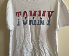 Tommy Hilfiger T shirt, size M