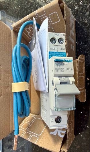 Hagar B 32amp single mod RCBO