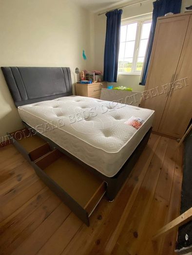 Brand New Double and King Size Divan beds. New Tufted MATTRESSES and storage drawers available