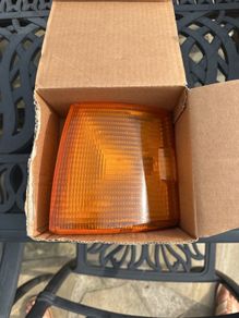VW T4 Genuine VW Indicator Lens - Passenger side