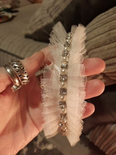 white hairband(communion)
