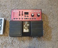 Boss Rc30 looper pedal with Boss Fs-5u footswitch