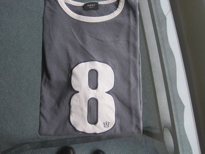 Bundle of 6 S/M Tee Shirts.