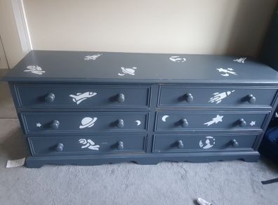 solid chest of drawers