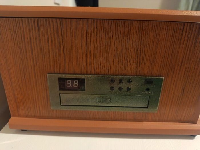 iTek Nostalgic Music System (Model i60011)