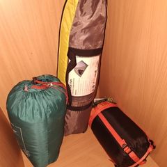 camping tent + sleeping bags