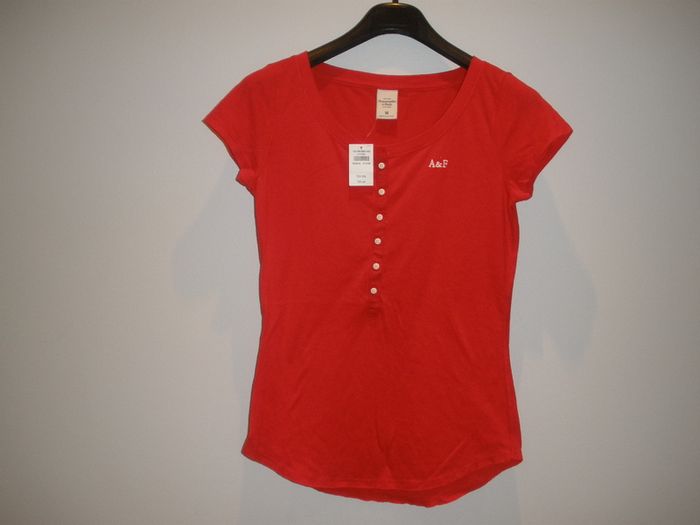 Abercrombie & Fitch Women Size M