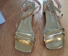 Ladies Gold Sandals for Sale