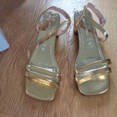 Ladies Gold Sandals for Sale